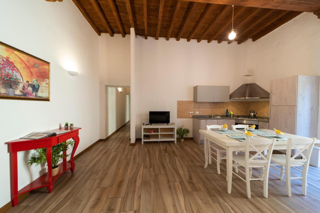 Апартаменти Residenza Santa Croce Флоренція Екстер'єр фото